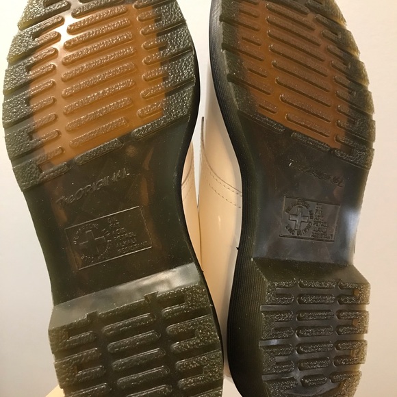 Dr. Martens white women boots size 8 US - Picture 6 of 9